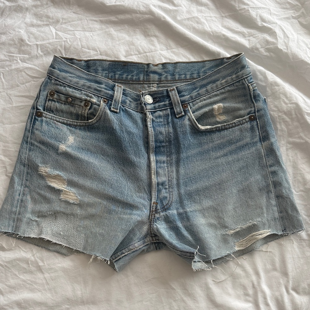 Vintage Levi’s 501 cutoff shorts